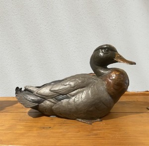David Turner - Sitting Mallard - bronze - 16 x 9 x 9